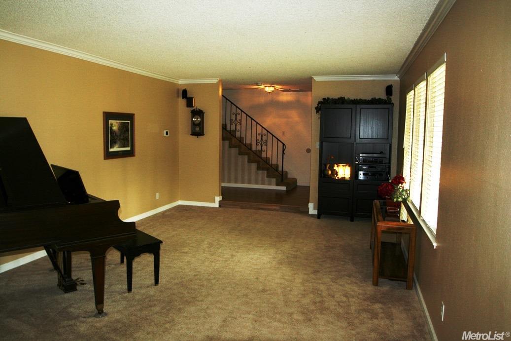 4225 Galewood Way, Carmichael, CA 95608 photo 5