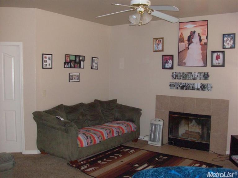 3620 Effingham Ln, Modesto, CA 95357 photo 9