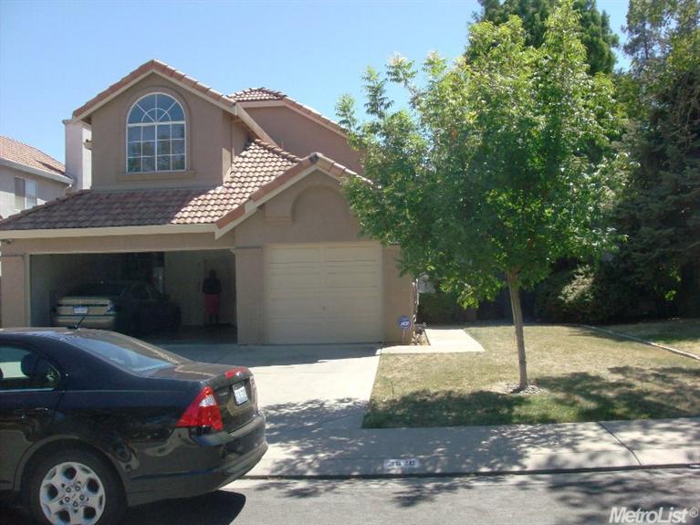 3620 Effingham Ln, Modesto, CA 95357 photo 2
