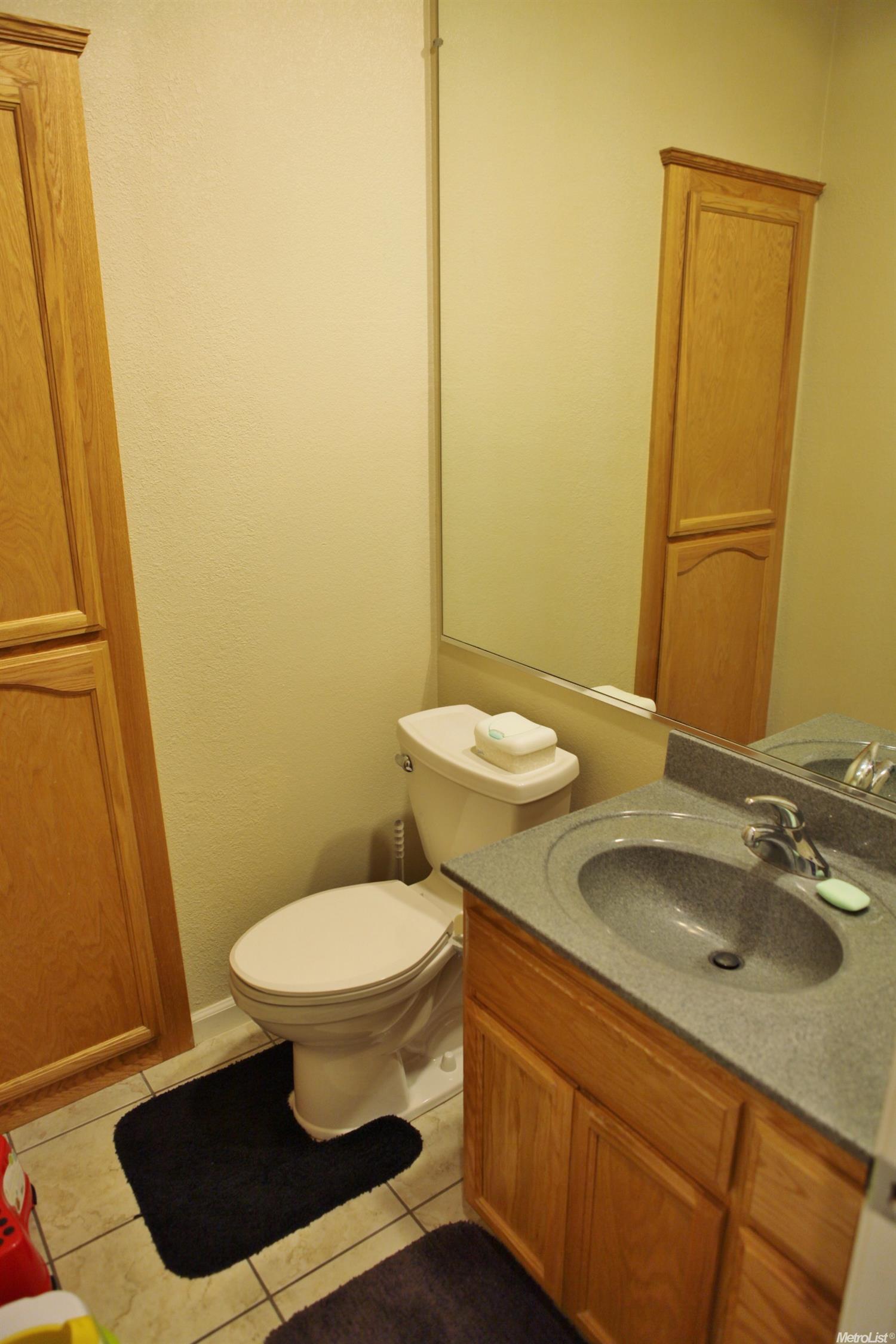 719 Pine Creek Ln, Patterson, CA 95363 photo 12
