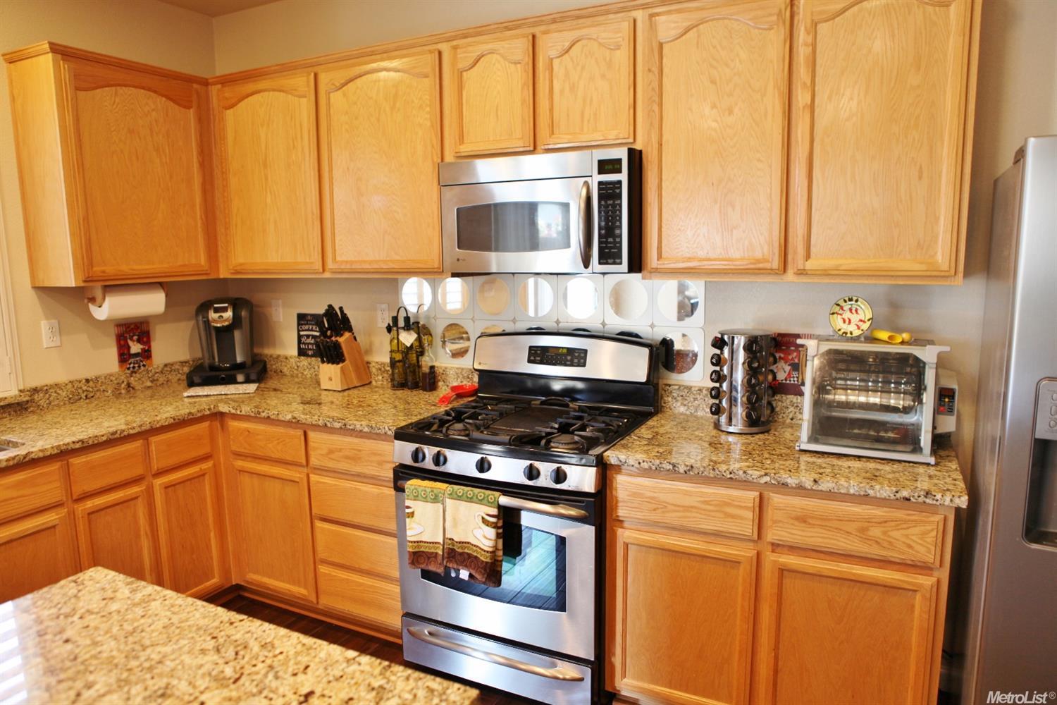 719 Pine Creek Ln, Patterson, CA 95363 photo 8