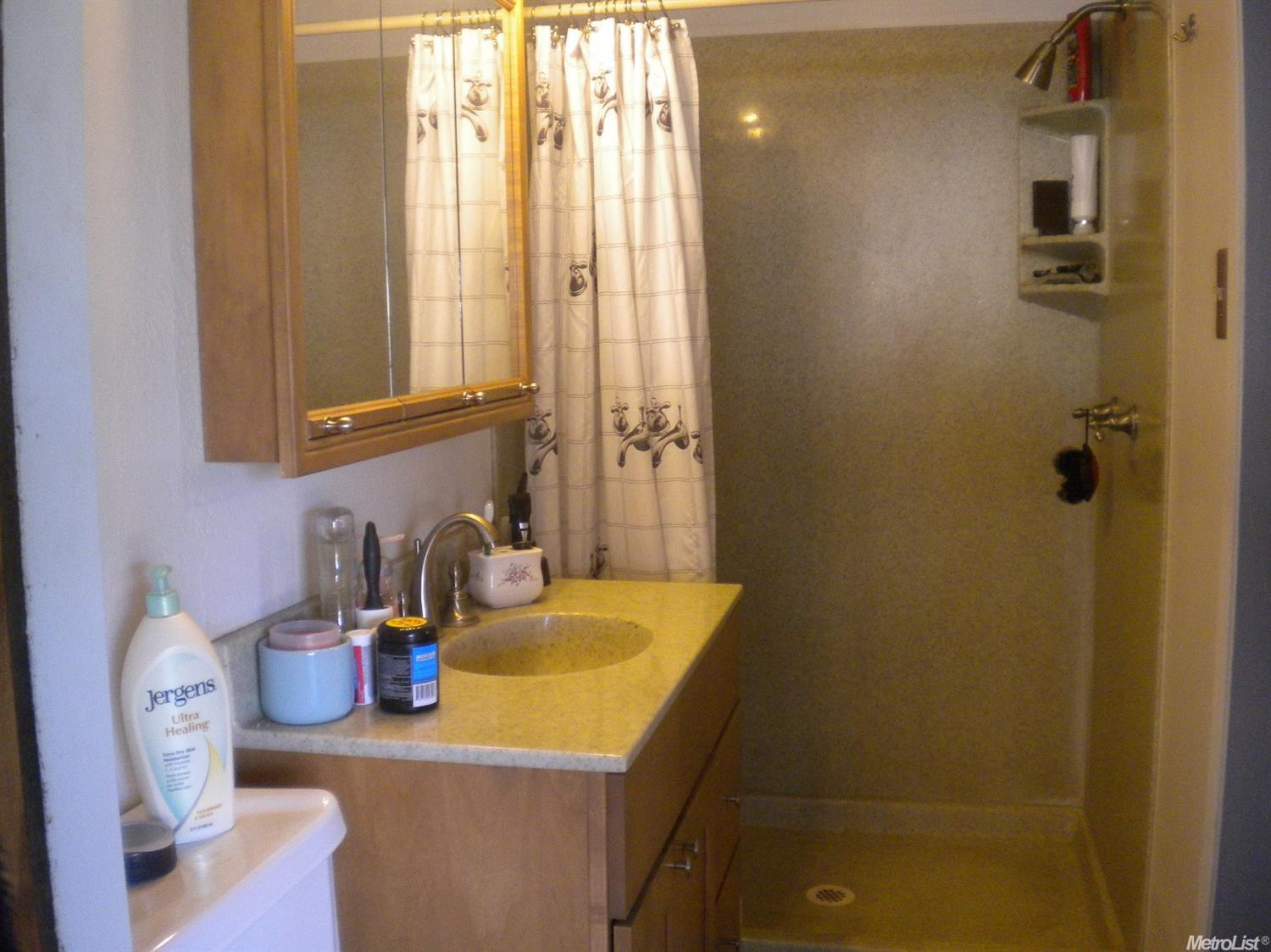 2301 Yosemite Dr, Lodi, CA 95242 photo 8