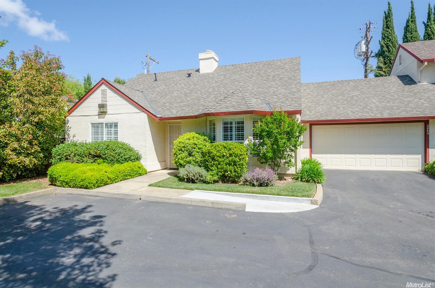 3863 Olivebranch Ln, Carmichael, CA 95608 photo 1