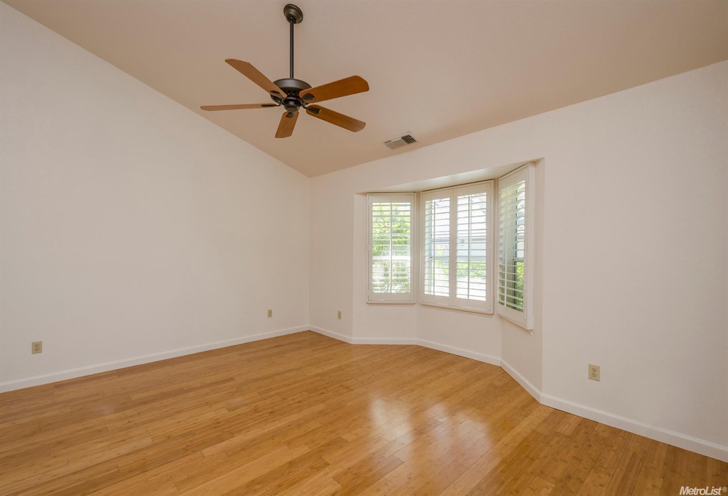 3863 Olivebranch Ln, Carmichael, CA 95608 photo 5