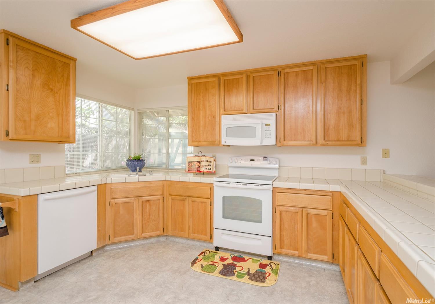 3863 Olivebranch Ln, Carmichael, CA 95608 photo 8