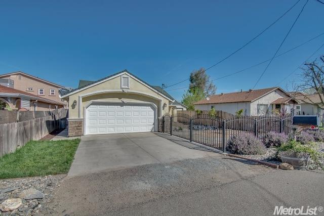 5137 E Weber Ave, Stockton, CA 95215 photo 2