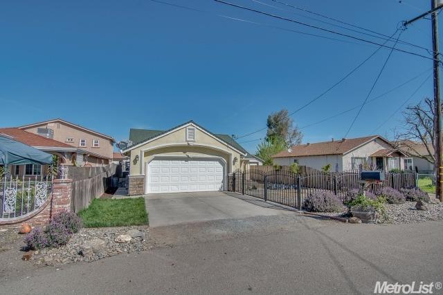 5137 E Weber Ave, Stockton, CA 95215 photo 4
