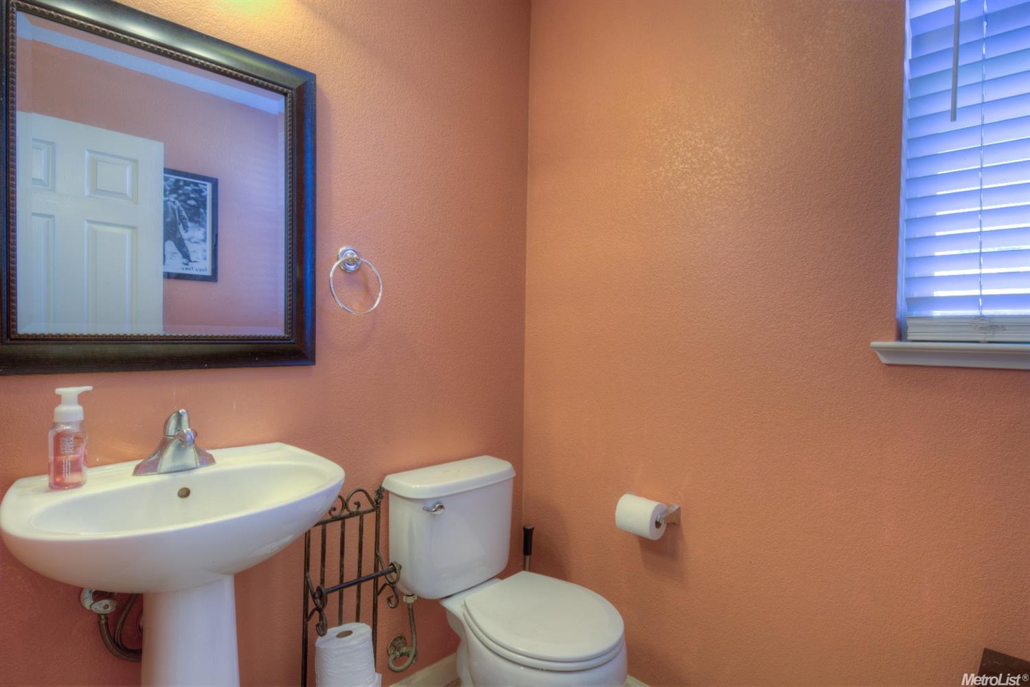 3669 Pomegranate Ave, Ceres, CA 95307 photo 11