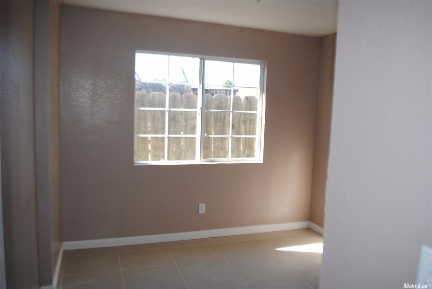 1605 Eureka St, Modesto, CA 95358 photo 11