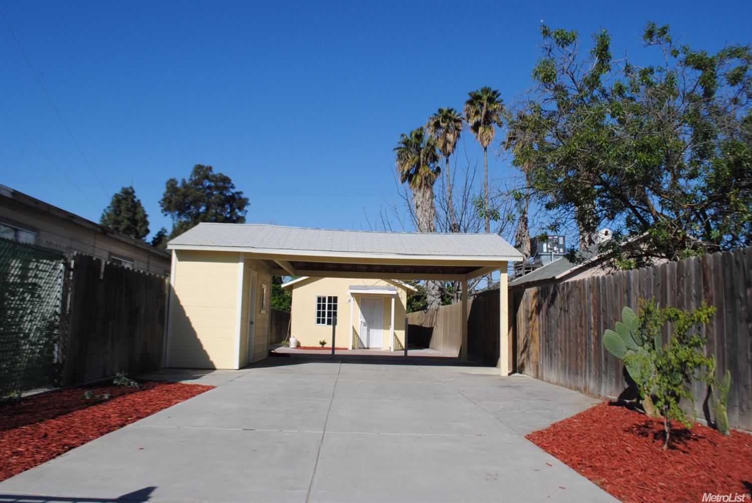 1605 Eureka St, Modesto, CA 95358 photo 1