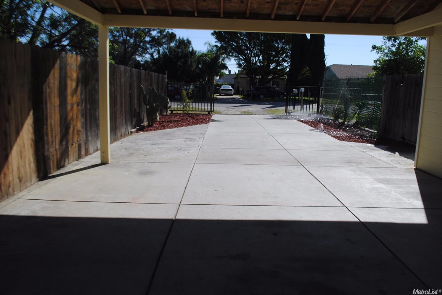 1605 Eureka St, Modesto, CA 95358 photo 5