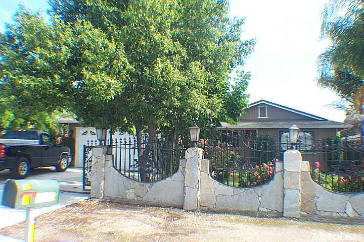 2362 E 9th St, Stockton, CA 95206 photo 1