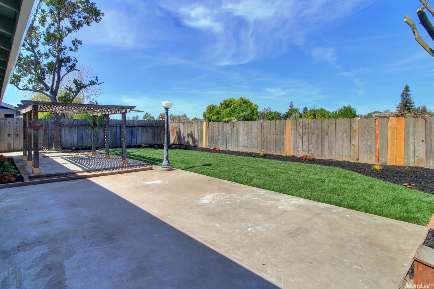 115 Hemlock Dr, Lodi, CA 95240 photo 23