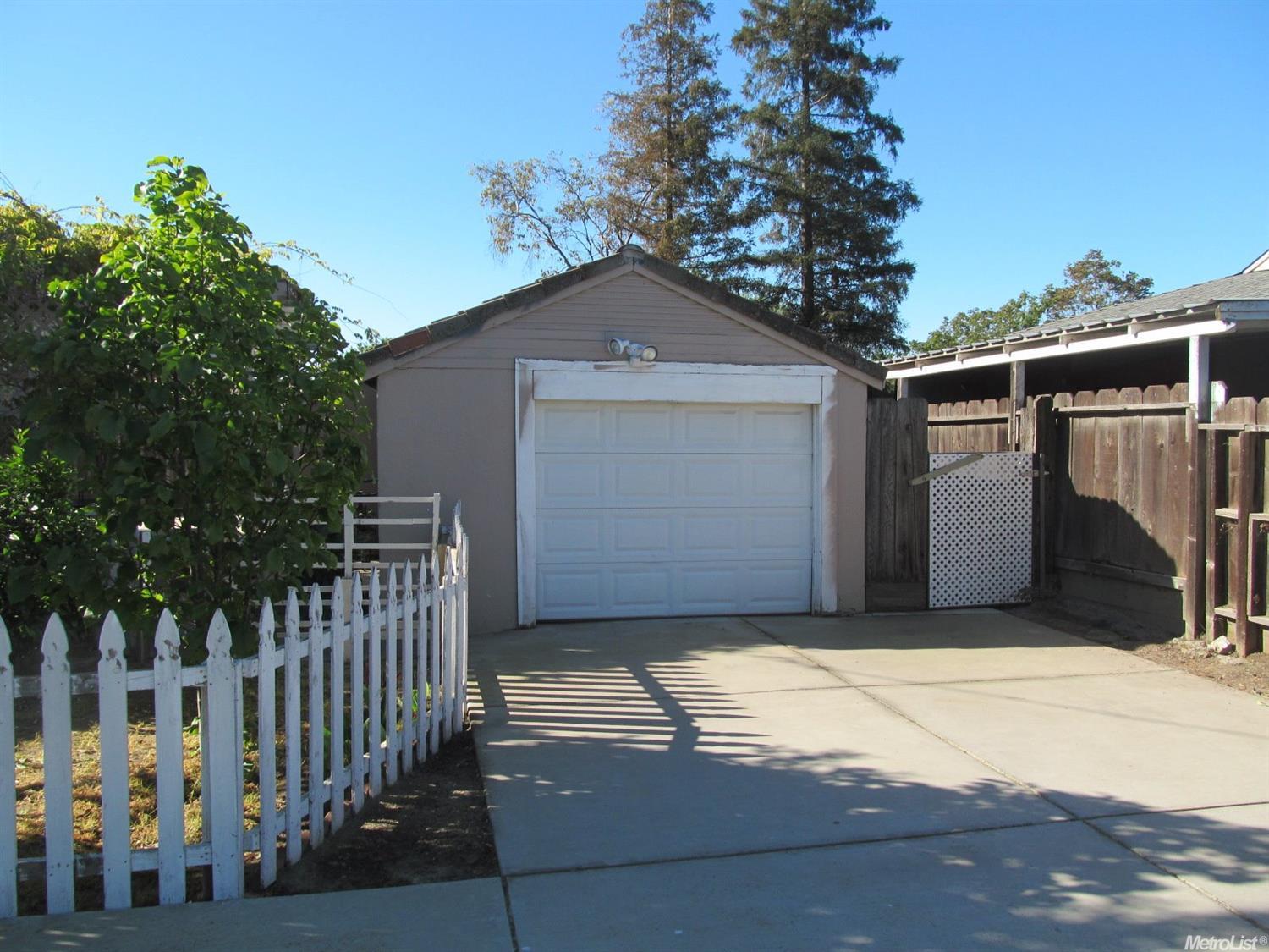 801 S Johnson, Turlock, CA 95380 photo 23