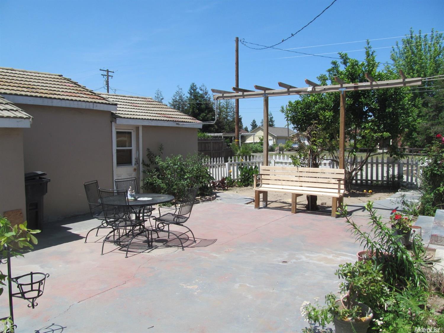 801 S Johnson, Turlock, CA 95380 photo 17