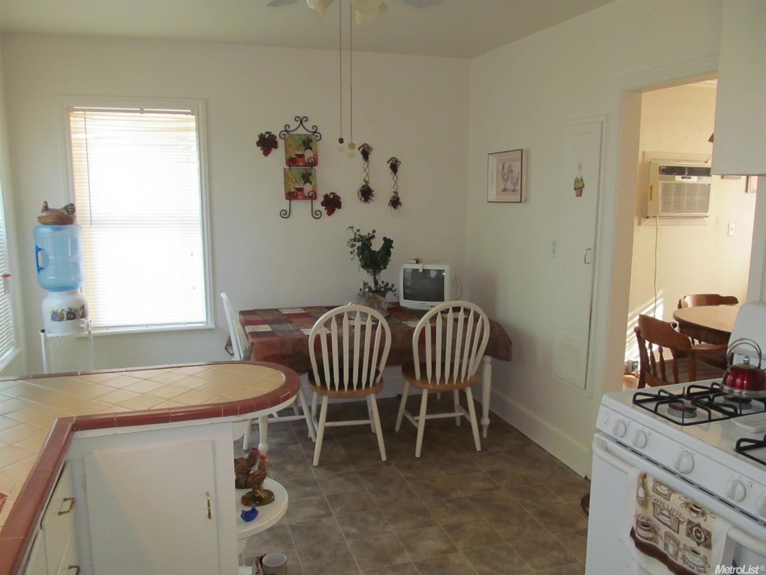 801 S Johnson, Turlock, CA 95380 photo 16