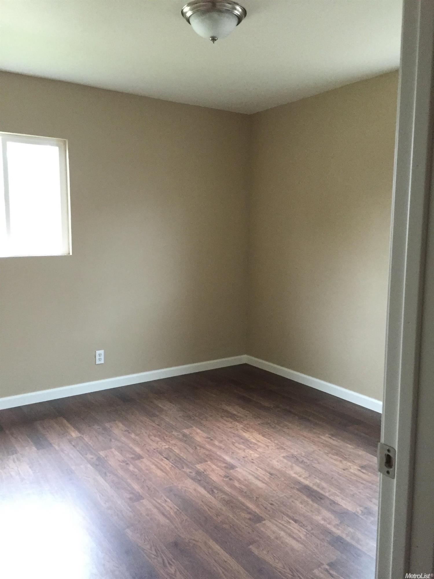 1801 Evergreen Ave, Modesto, CA 95350 photo 7