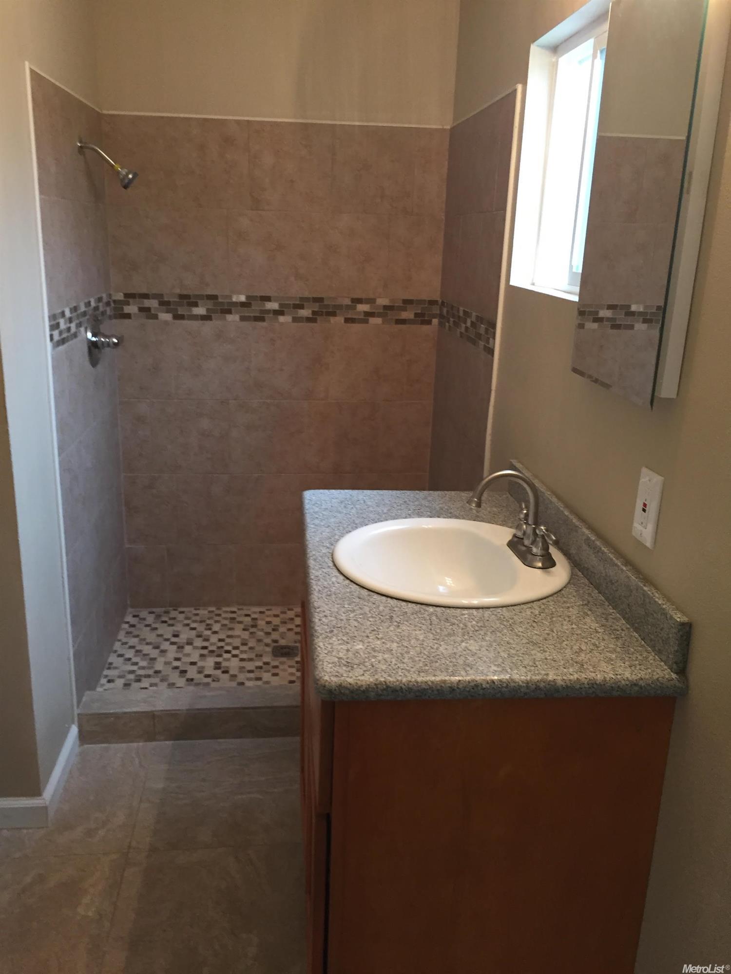1801 Evergreen Ave, Modesto, CA 95350 photo 6