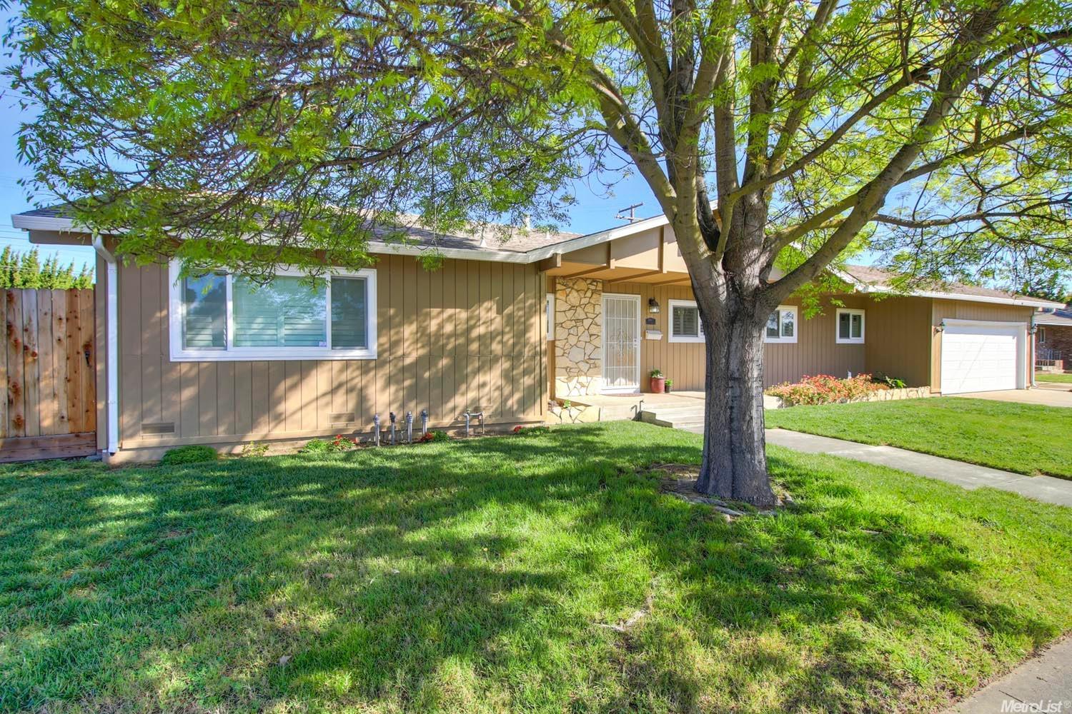 1811 Normandy Ln, Lodi, CA 95242 photo 2