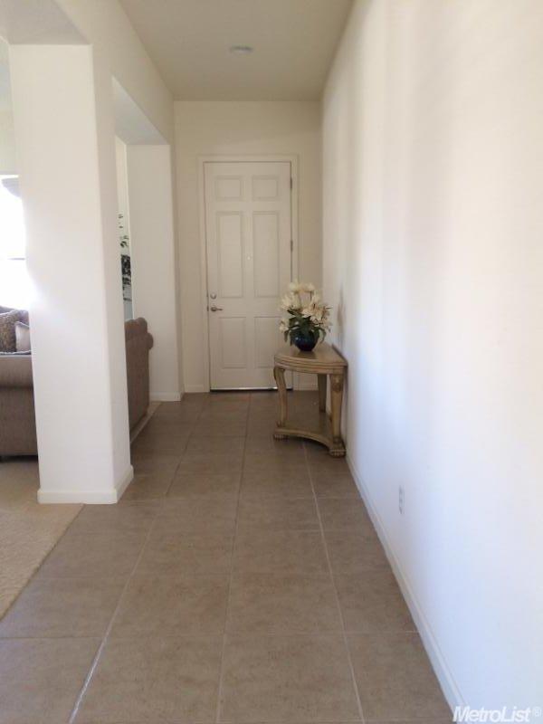 253 Preakness Cir, Manteca, CA 95337 photo 3