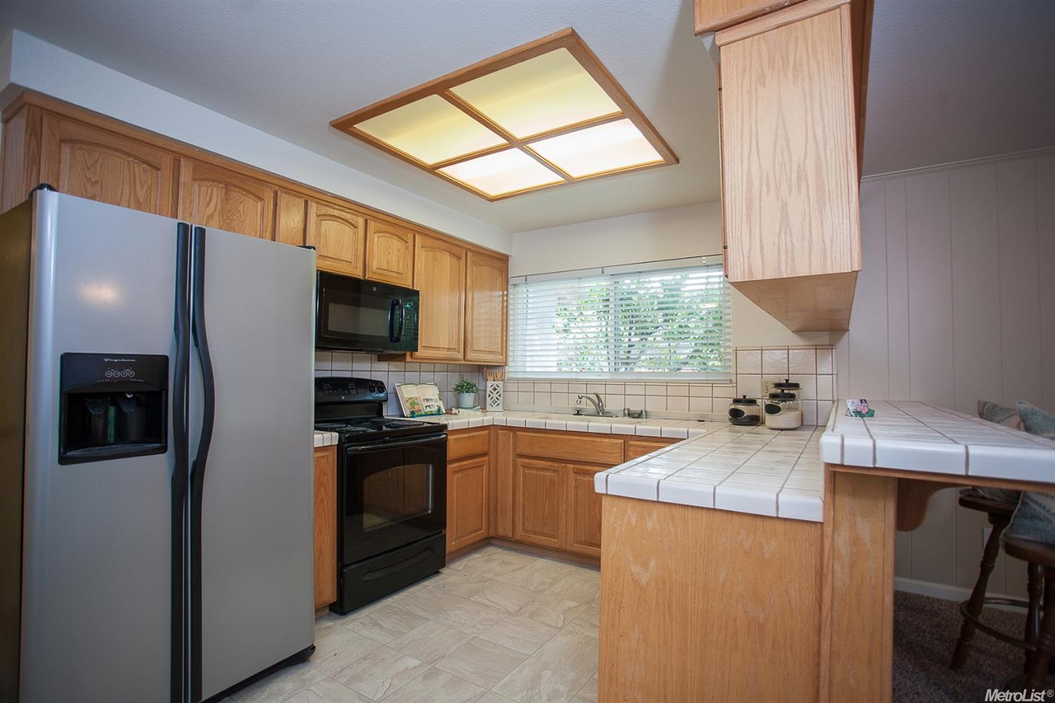 6454 Perrin Way, Carmichael, CA 95608 photo 4