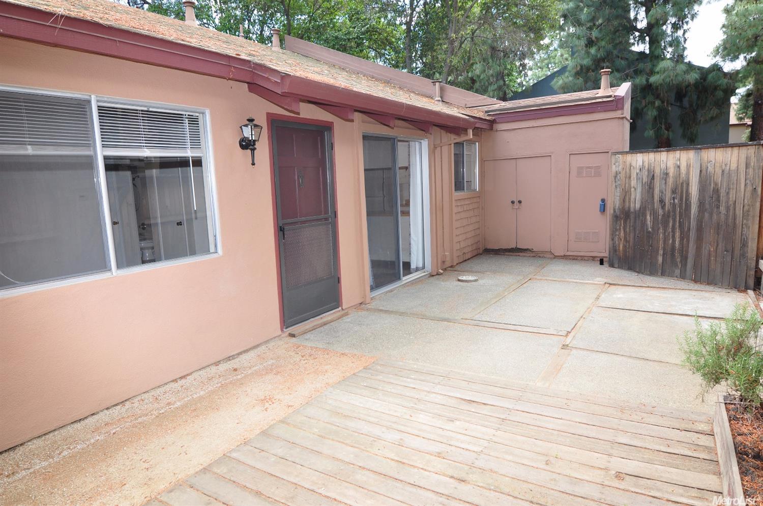 2039 Alta Loma, Davis, CA 95616 photo 1