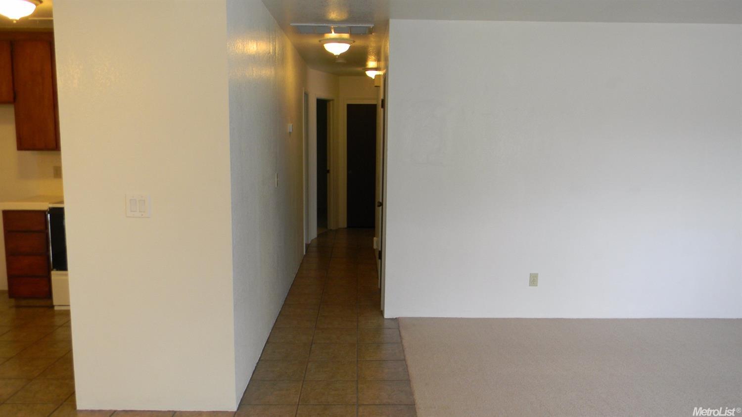 9204 Eaglepoint Ln, Stockton, CA 95210 photo 8