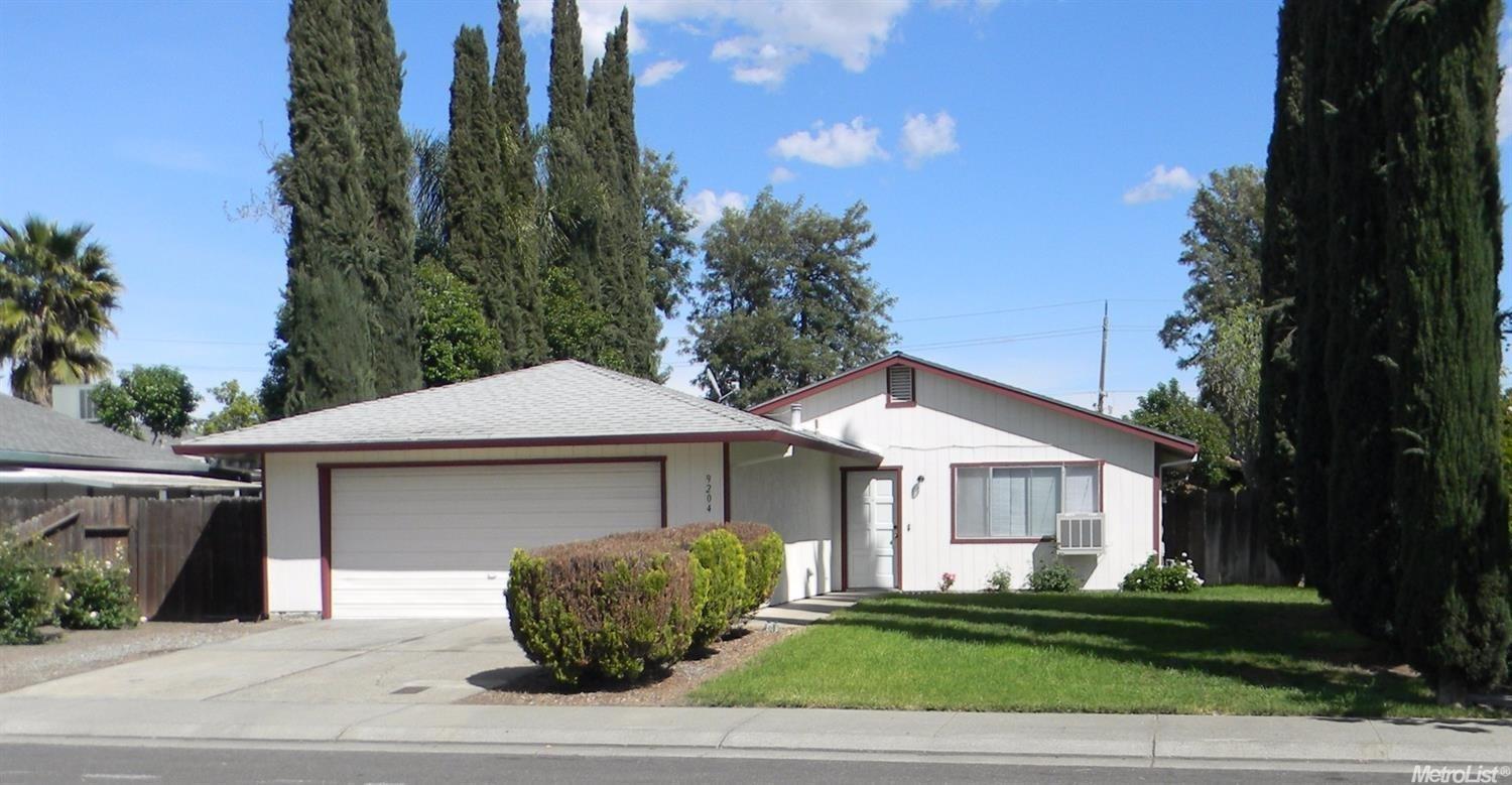 9204 Eaglepoint Ln, Stockton, CA 95210 photo 1