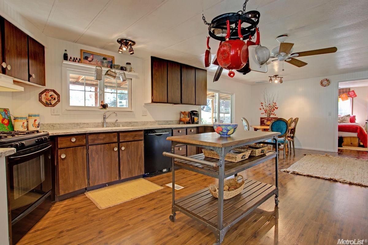 909 Easy Ln, Colfax, CA 95713 photo 6