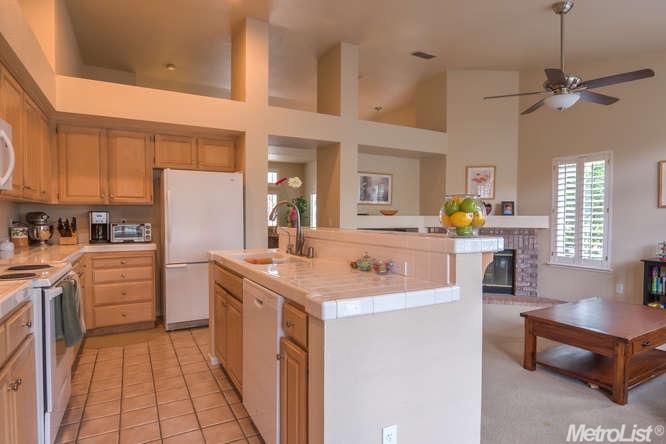 3037 Florinda Ln, Davis, CA 95618 photo 11