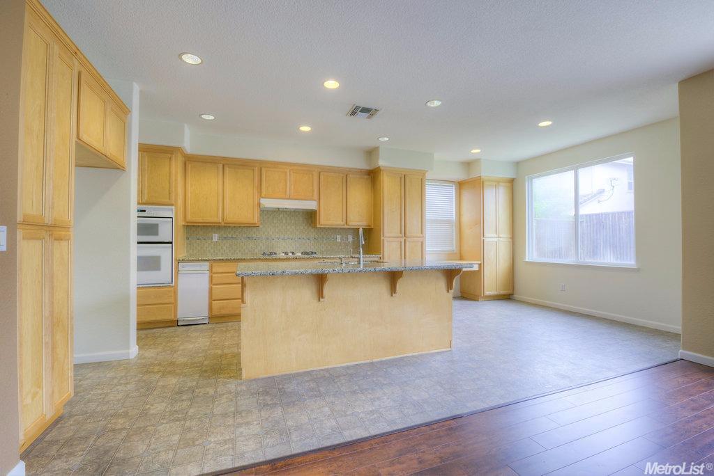 1883 Greenfield Dr, Turlock, CA 95382 photo 12