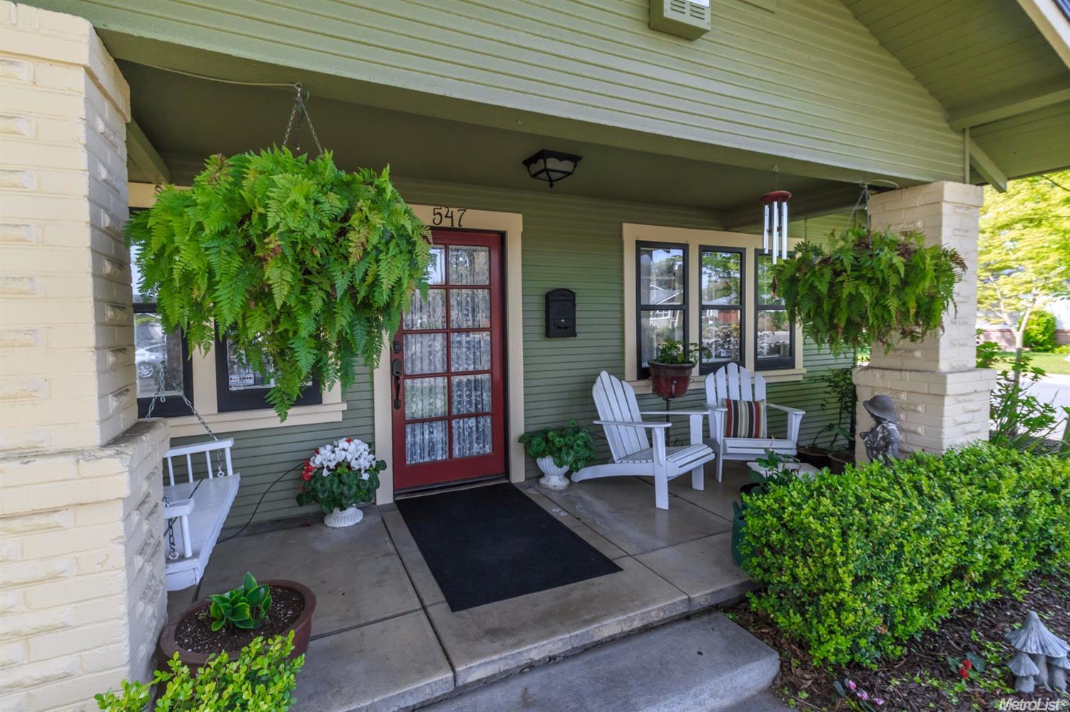 547 Auburn St, Modesto, CA 95350 photo 3
