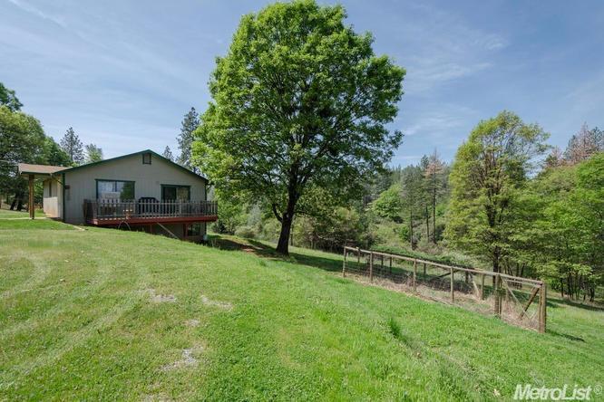 6525 Claim St, Placerville, CA 95667 photo 2