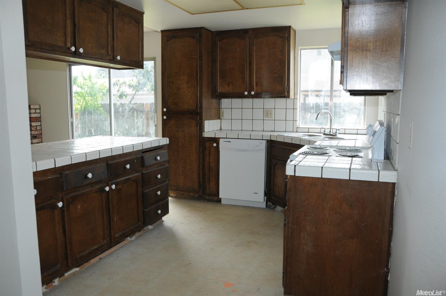 2805 Hillery Dr, Modesto, CA 95350 photo 5