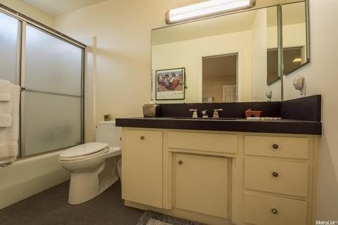 7104 Oakmont Dr, Modesto, CA 95356 photo 26