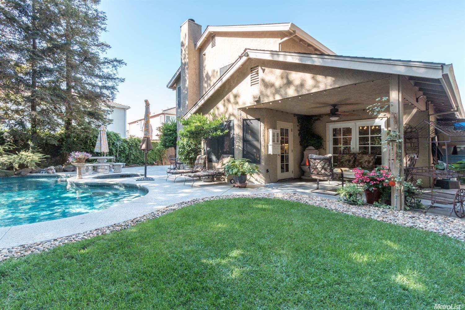1870 Spring Valley Way, Tracy, CA 95377 photo 2