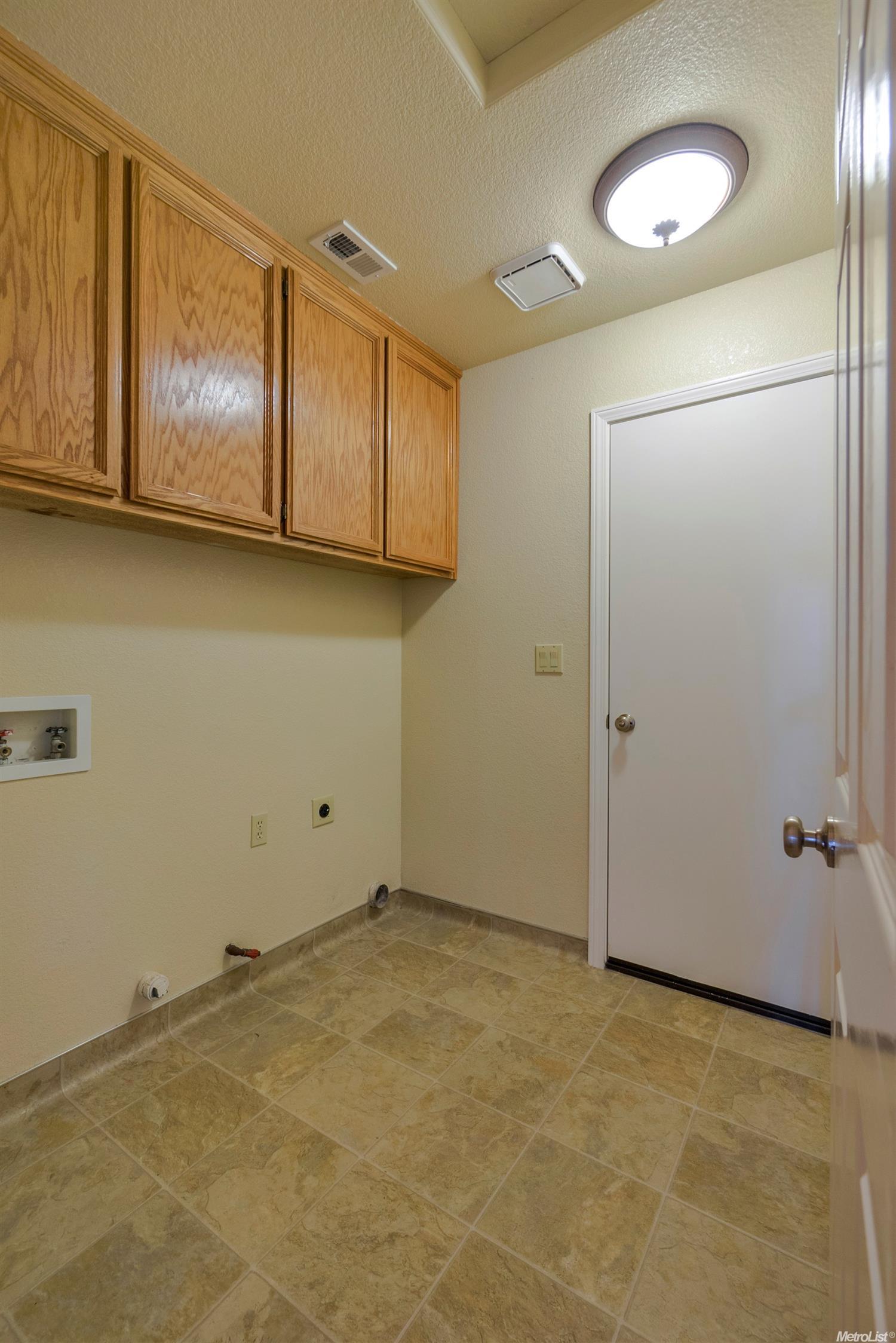 6500 Emerald Ct, Rocklin, CA 95677 photo 19