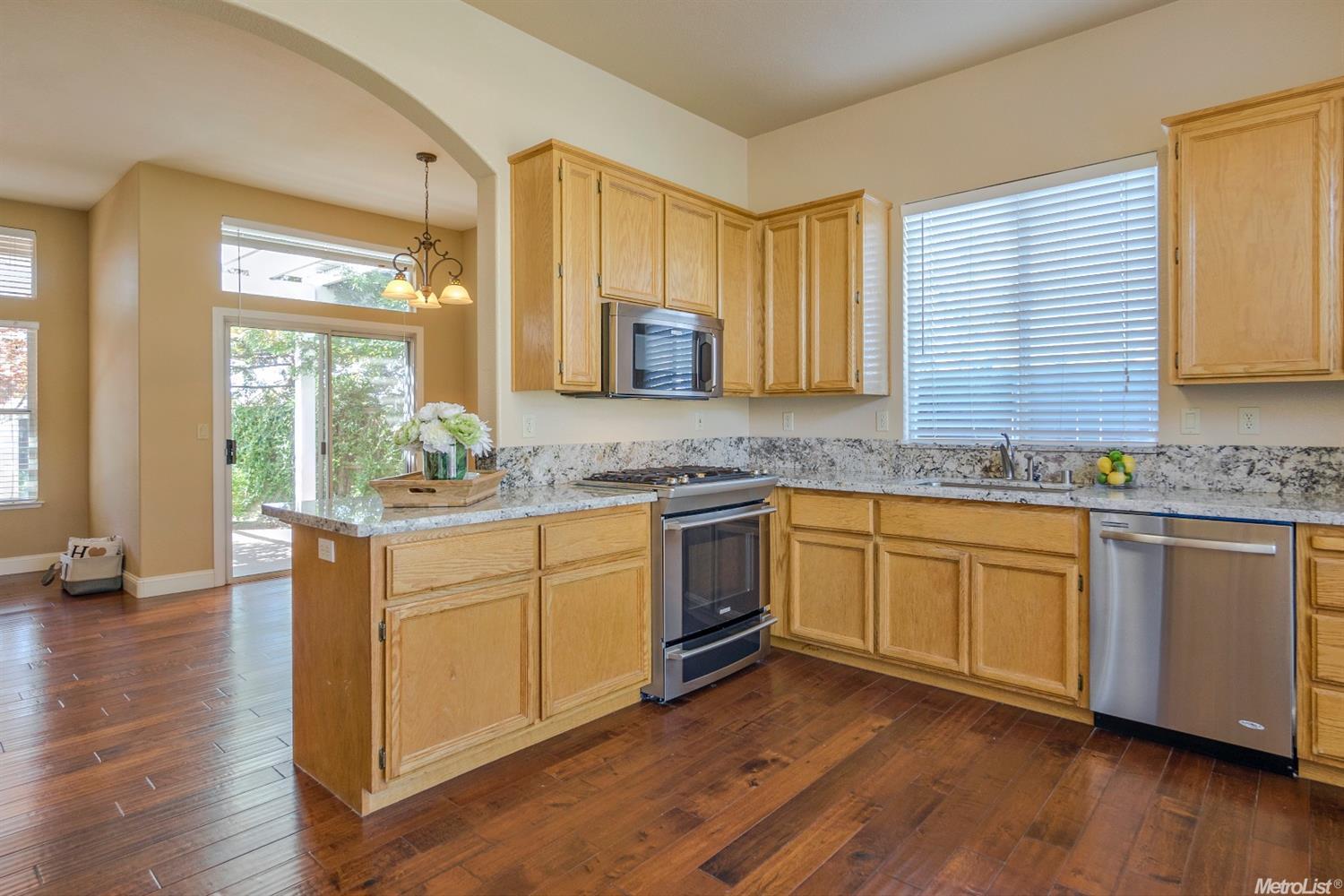 6500 Emerald Ct, Rocklin, CA 95677 photo 11