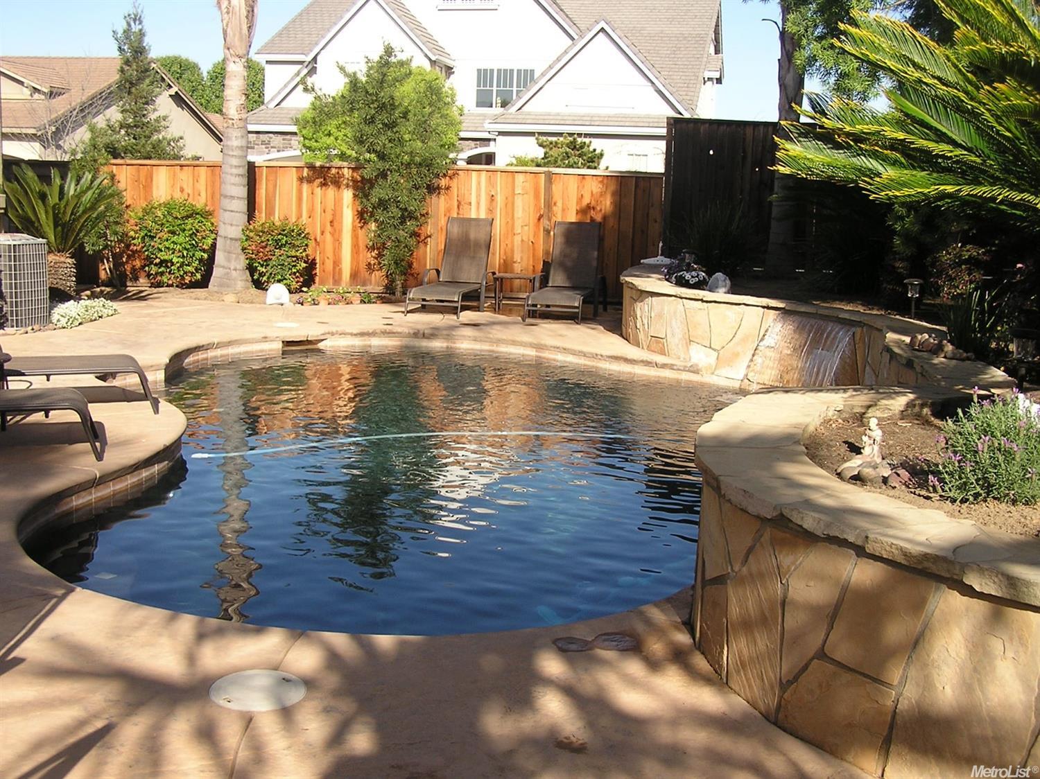 1384 Pyrenees St, Tracy, CA 95304 photo 12