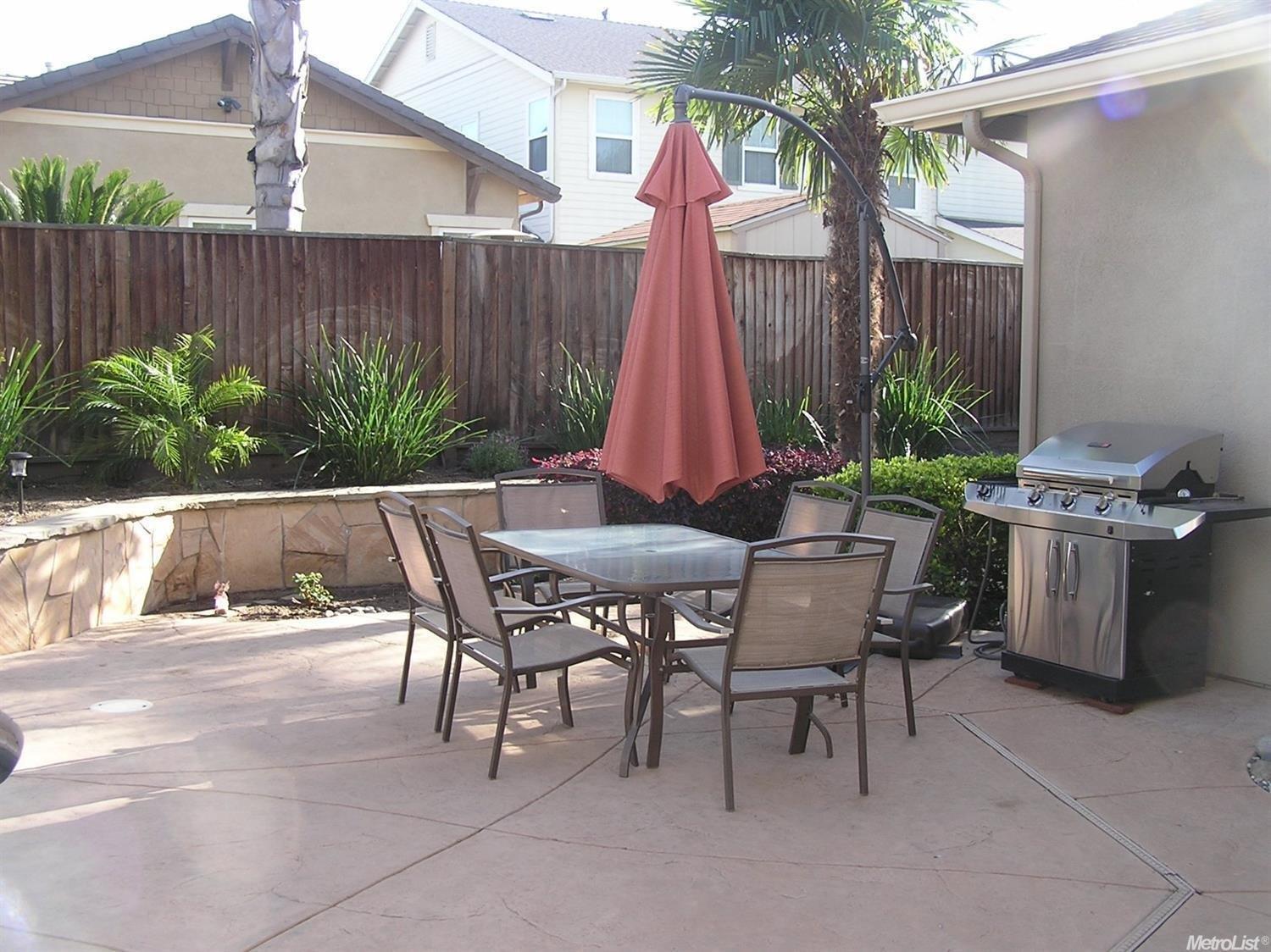 1384 Pyrenees St, Tracy, CA 95304 photo 11