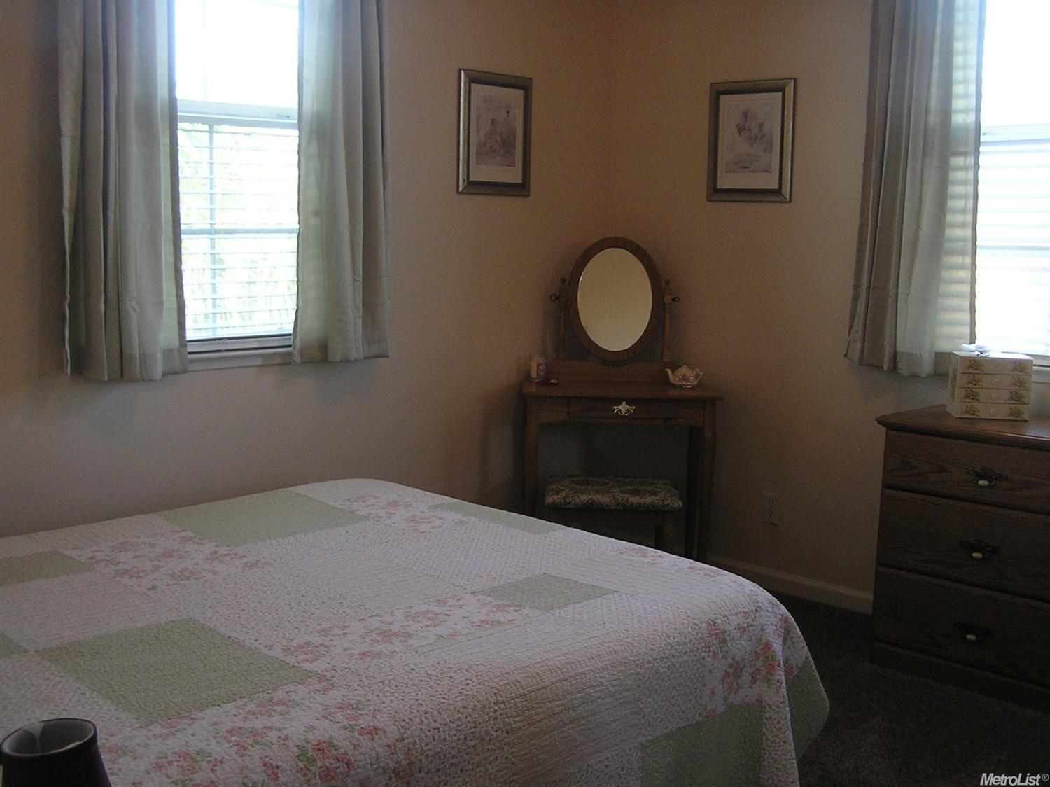 1384 Pyrenees St, Tracy, CA 95304 photo 24