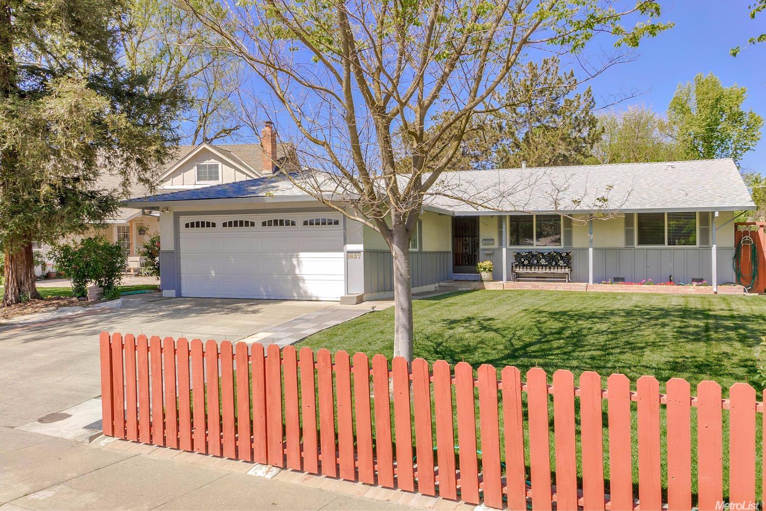 1637 Baywood Ln, Davis, CA 95618 photo 1