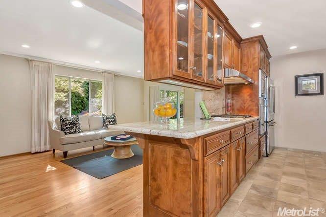 752 Elmwood Dr, Davis, CA 95616 photo 9