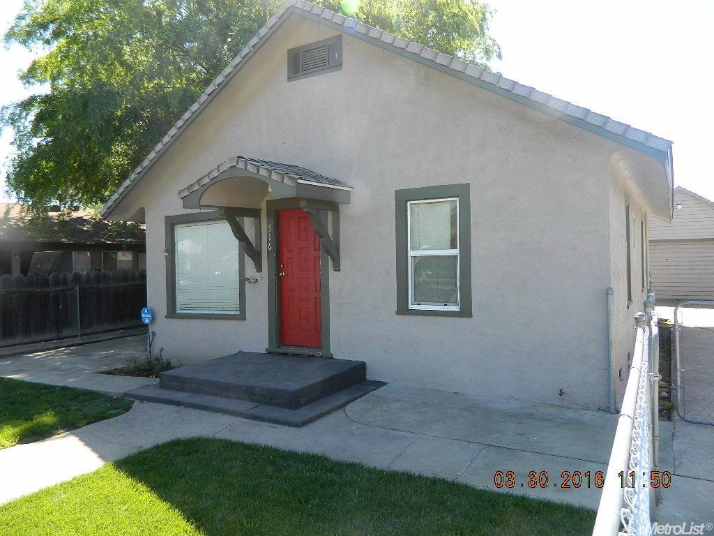 516 E Tokay St, Lodi, CA 95240 photo 2