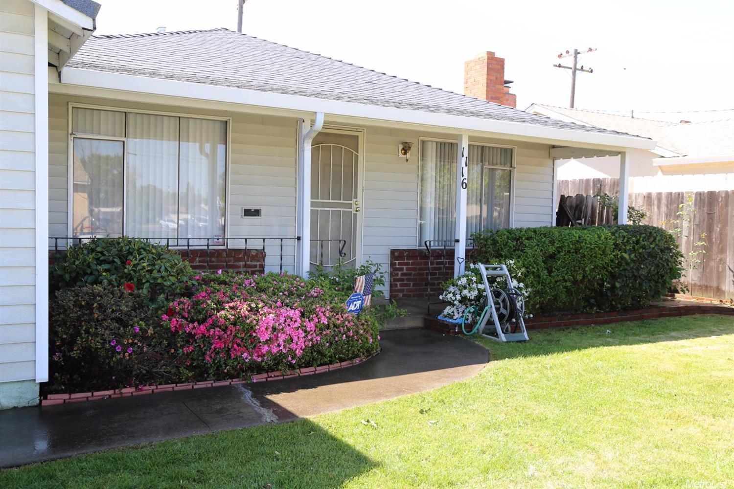 1116 Graffigna Ave, Lodi, CA 95240 photo 2