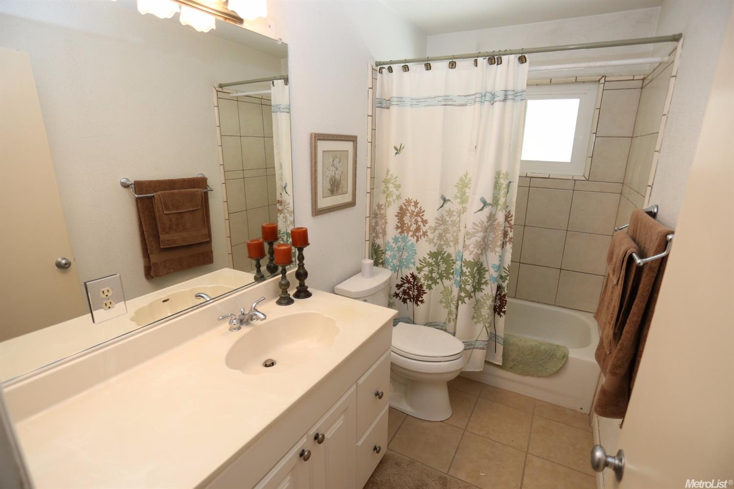1116 Graffigna Ave, Lodi, CA 95240 photo 7