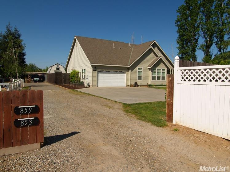 853 I St, Hickman, CA 95323 photo 4