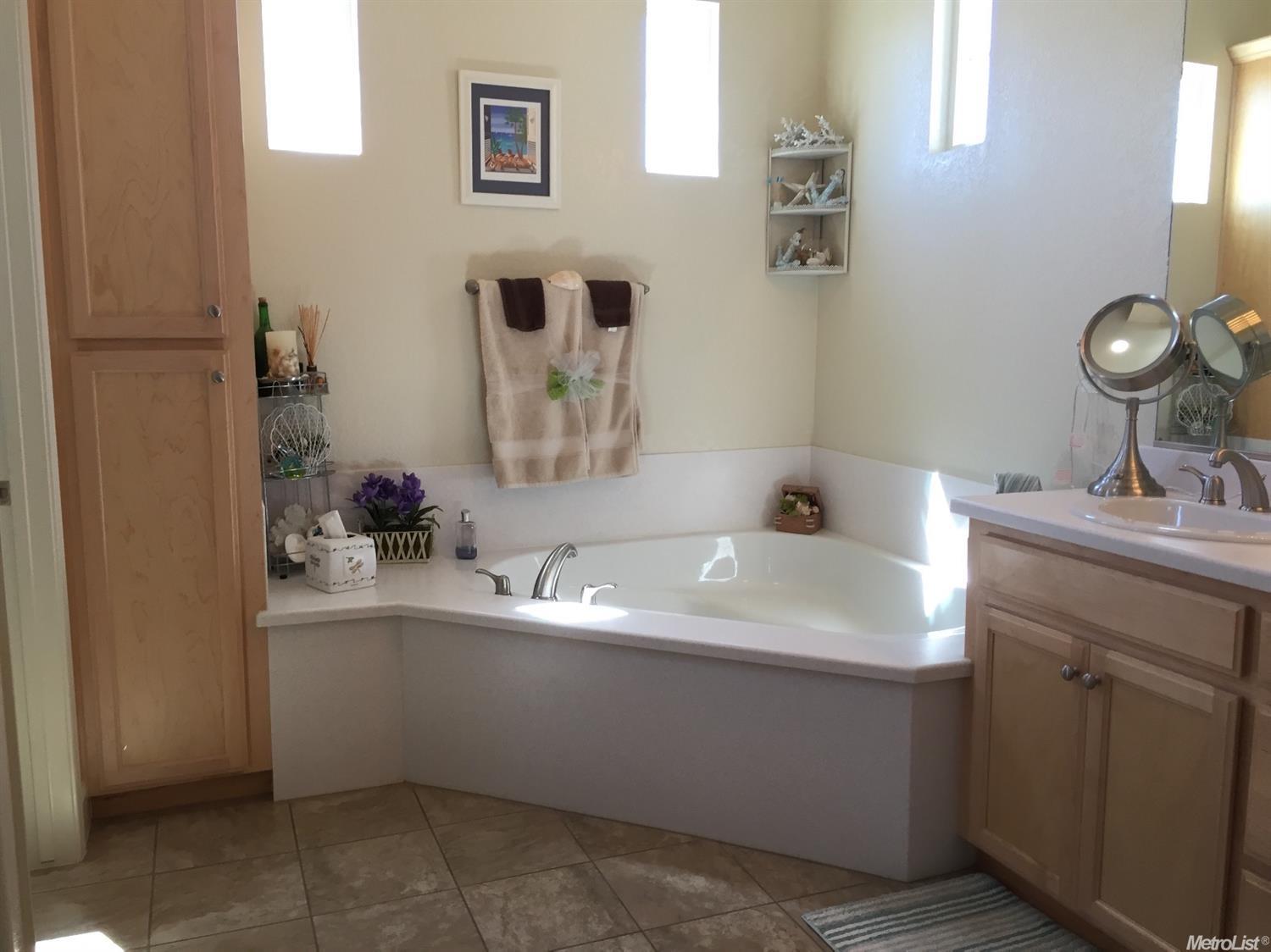 243 Travertine, Ripon, CA 95366 photo 12