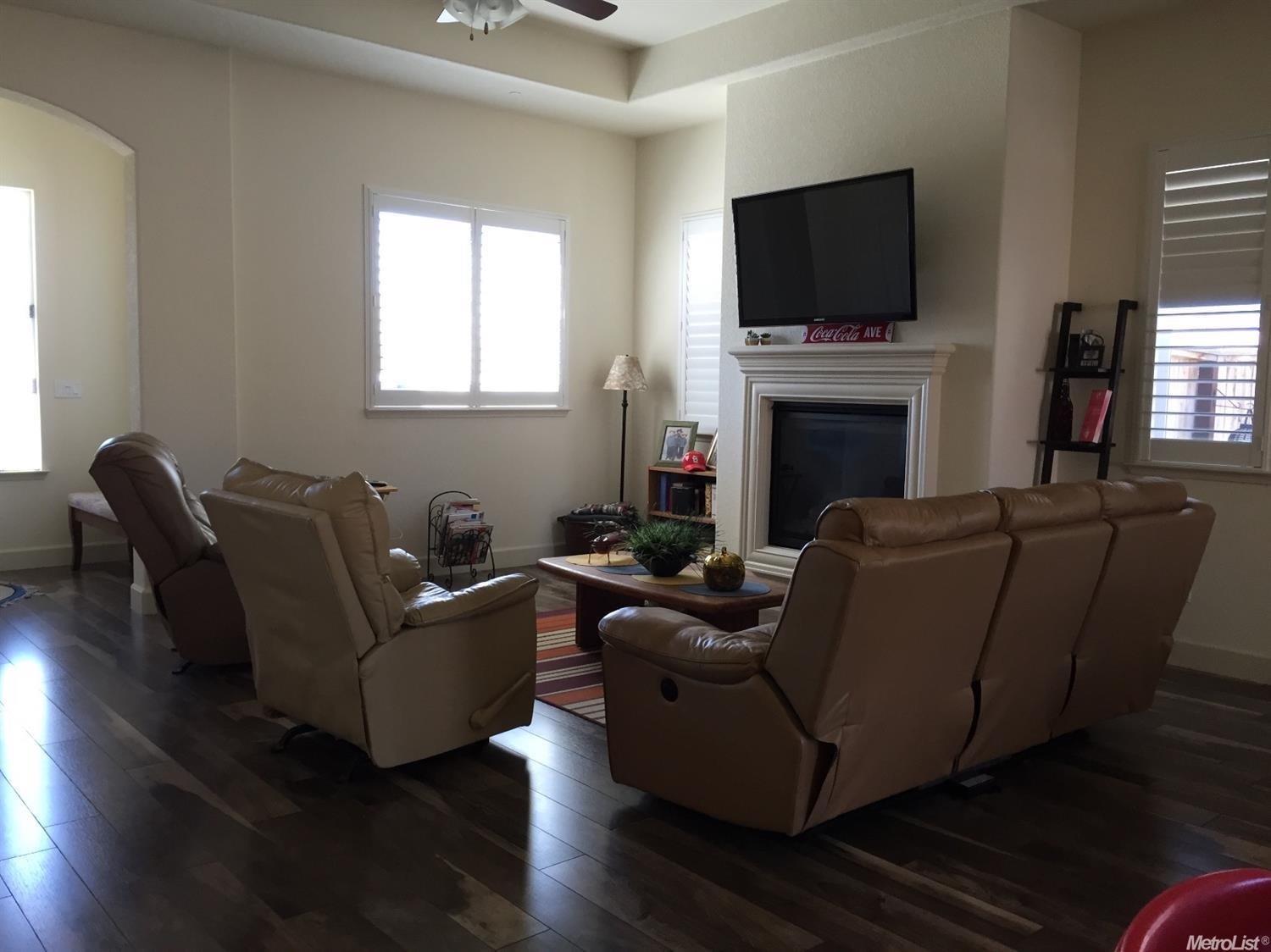 243 Travertine, Ripon, CA 95366 photo 3