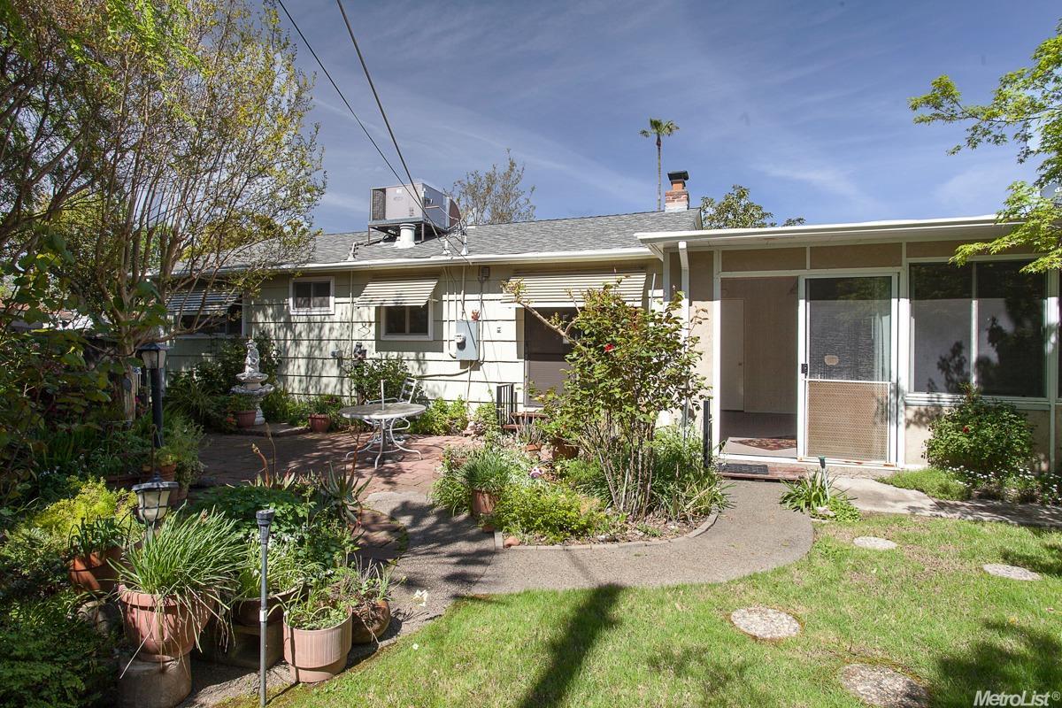 6256 Templeton Dr, Carmichael, CA 95608 photo 22
